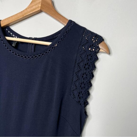 Talbots Womens Size Small Fit and Flare Cotton Dress Navy Blue Crochet Trim FLAW - Picture 3 of 8